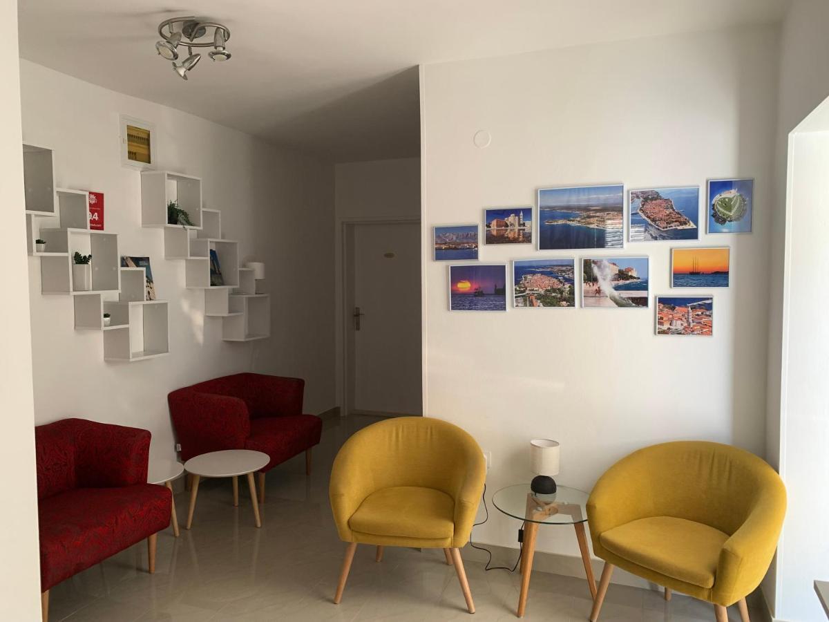 Apartments & Rooms Petra Zadar Bagian luar foto