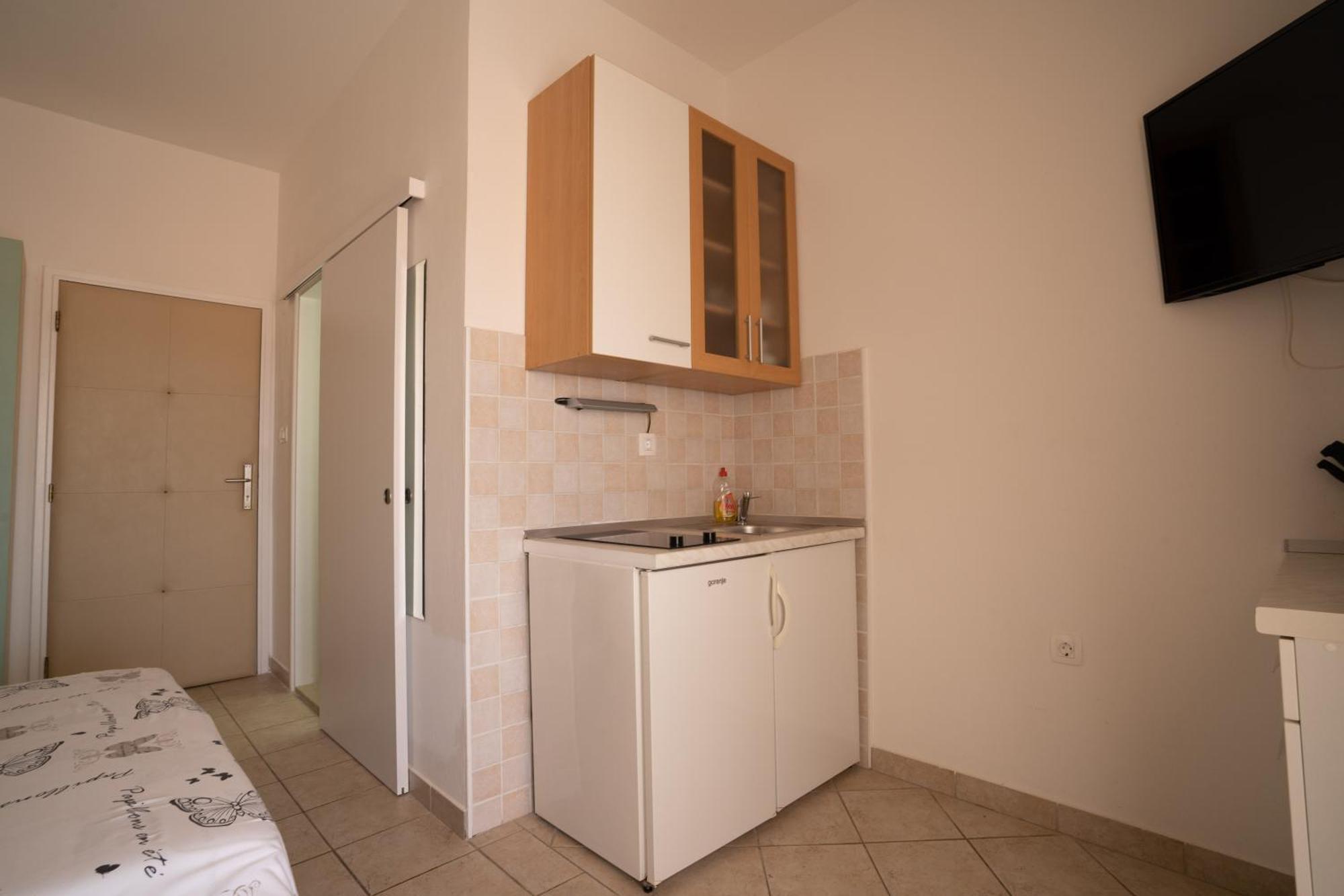 Apartments & Rooms Petra Zadar Bagian luar foto