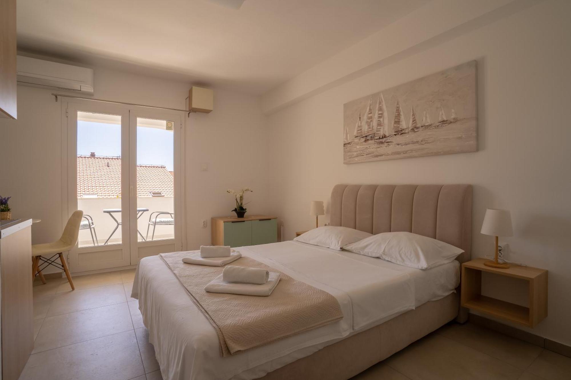 Apartments & Rooms Petra Zadar Bagian luar foto