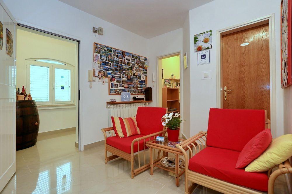 Apartments & Rooms Petra Zadar Bagian luar foto